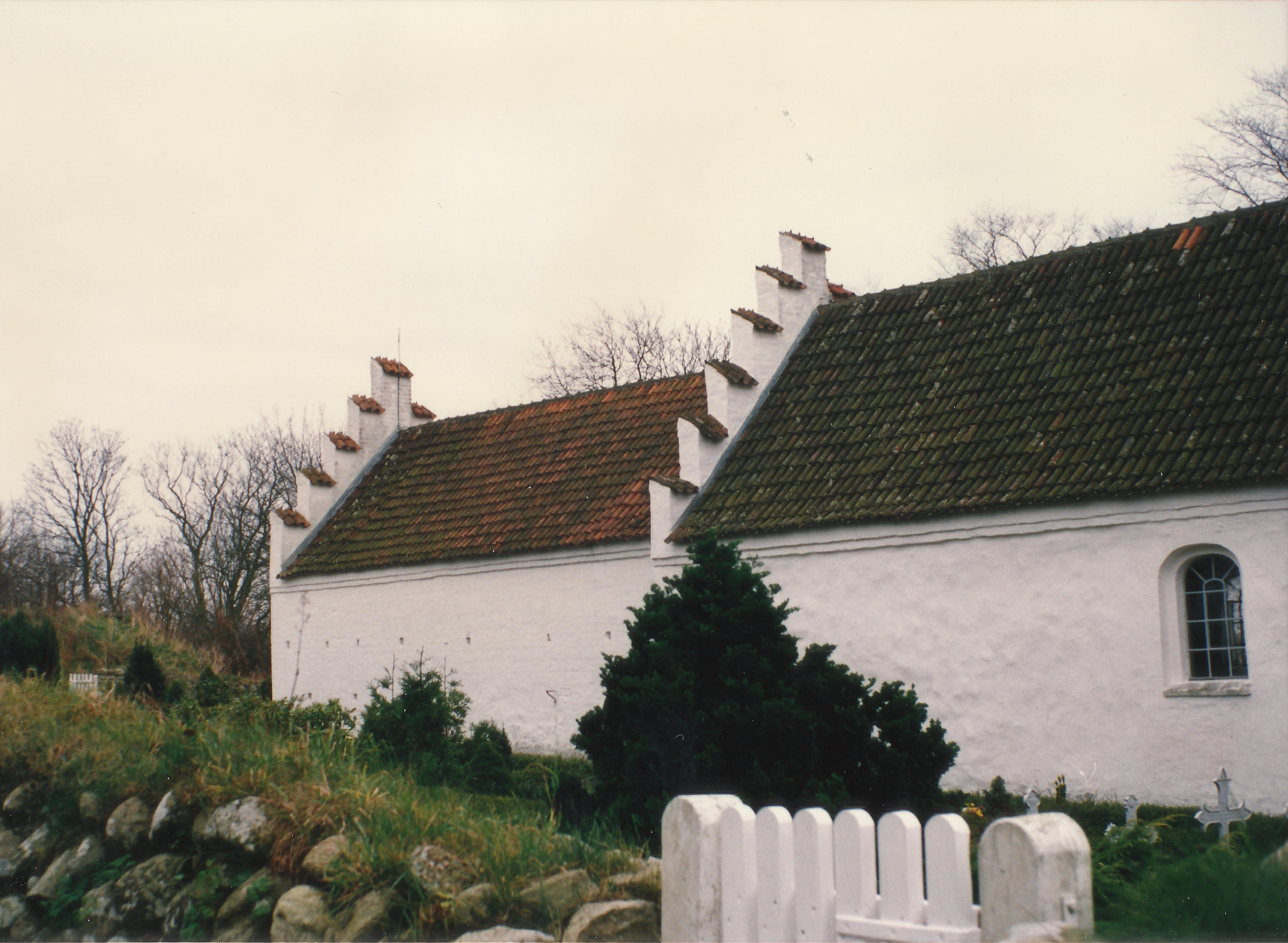 1991 Tunø Kirke, nordsiden.