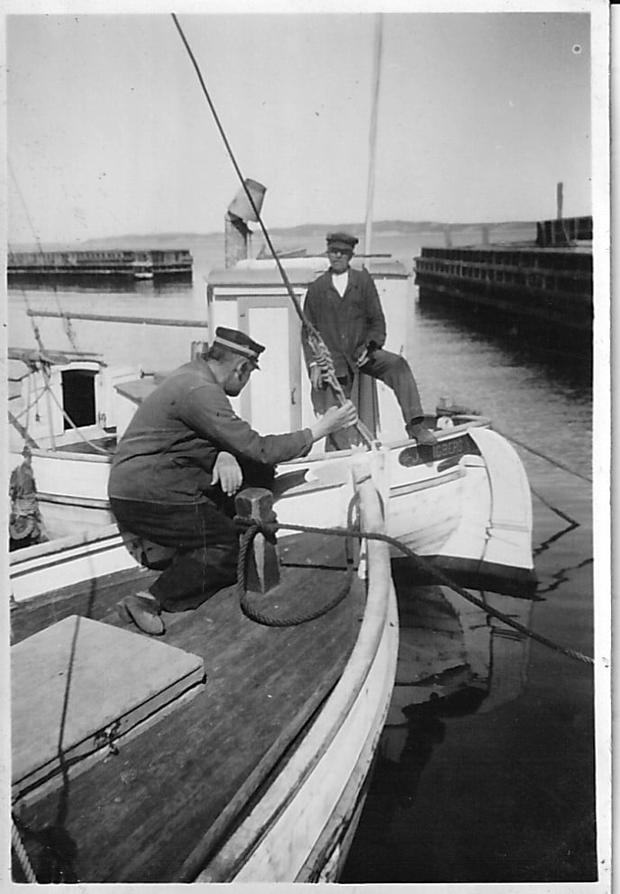 MS Tunø og MS Engberg (tidl. MS Tunø) i Tunø Havn.