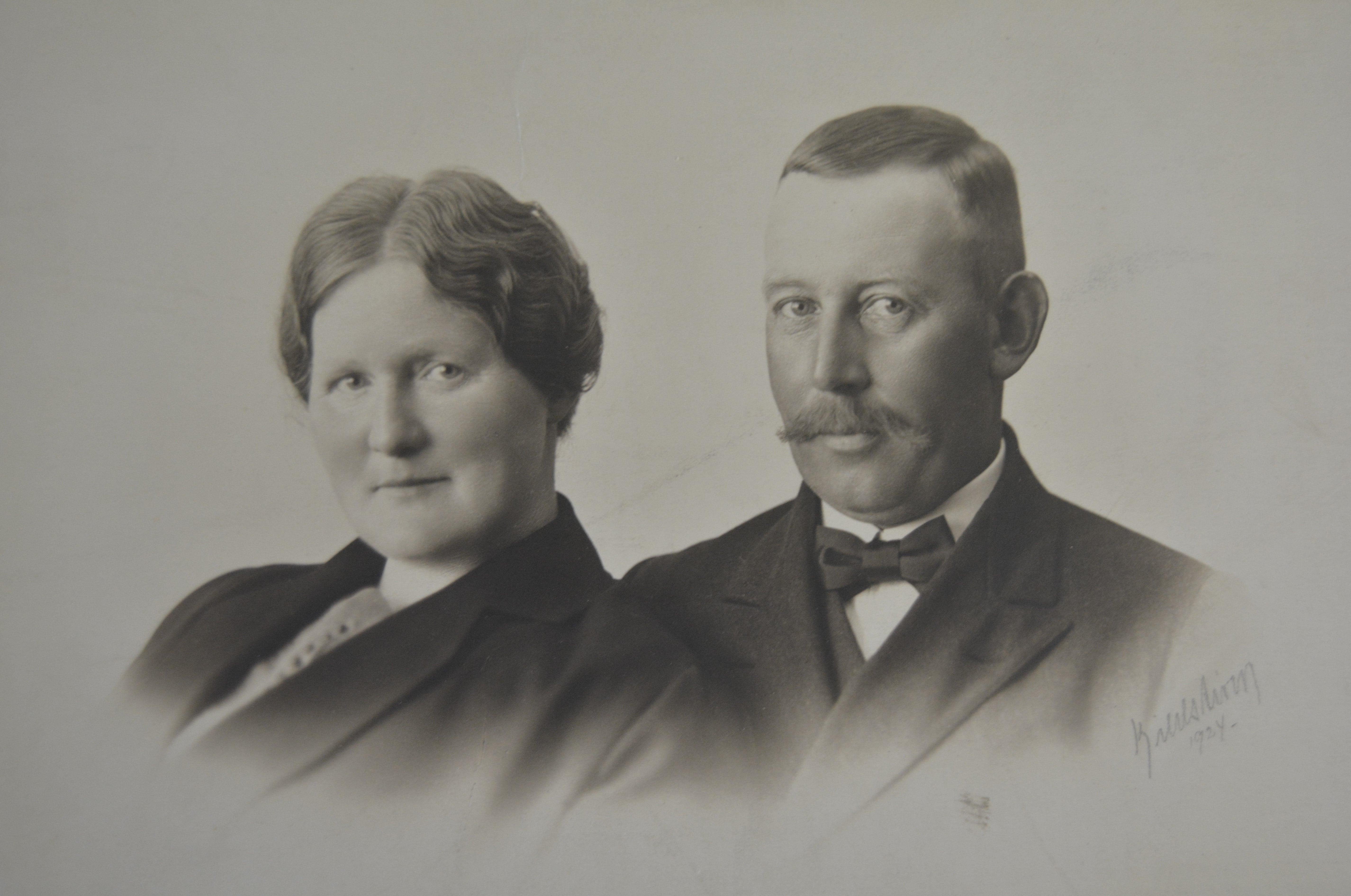 O. 1920 Magdalene Hauch Jørgensen og Johannes Musak Johansen.