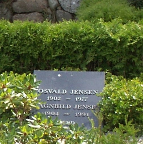 Osvald Jensen 1902-1977 og Ragnhild Jensen 1904-1991.